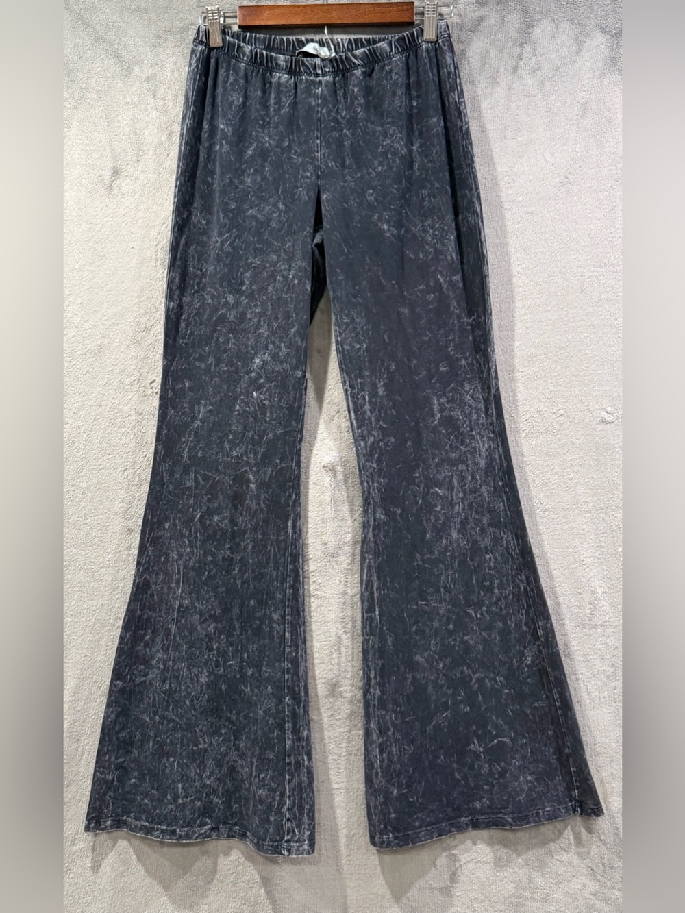 Chatoyant Bell Bottom Pants Size L Stretch Style C30190 Mineral Wash Boho Hippie